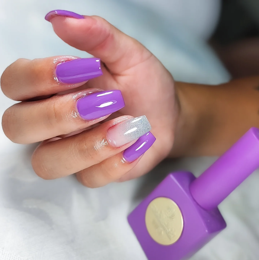 Adicionais e detalhes extras em unhas